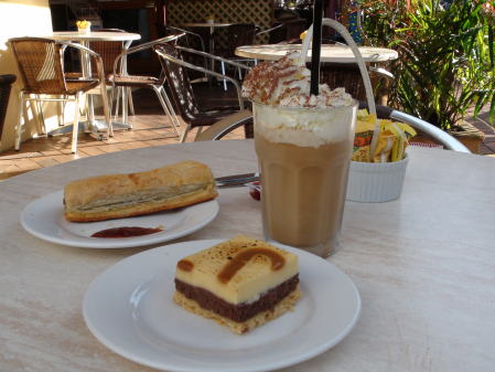 Bakery Cafe ベーカリーカフェ
