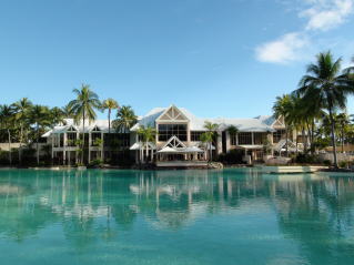 シェラトンミラージュ Sheraton Mirage ラグーン